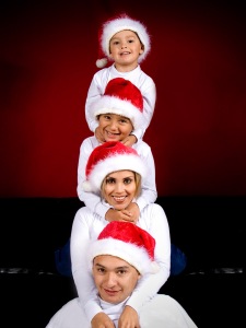 Weird Christmas family photo